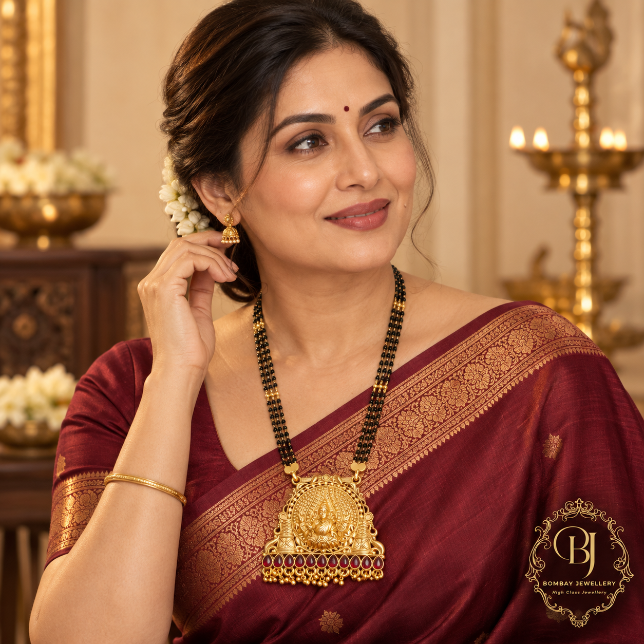 Mahalakshmi Aashirwad Matte Gold Temple Mangalsutra